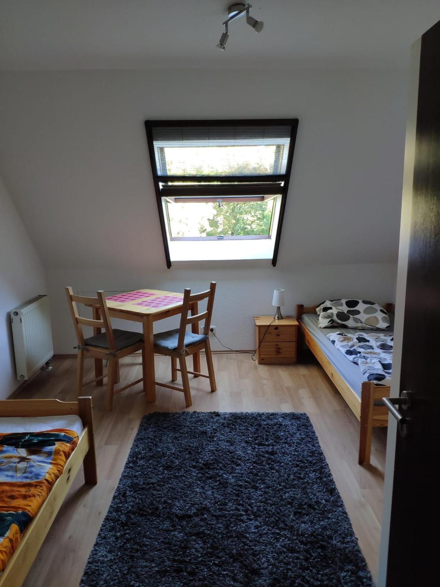 Ferienwohnung Mit 123Qm Fuer 8 Personen Mit Sehr Grossem Garten, Einfache Innen-Ausstattung Лейпциг Екстер'єр фото